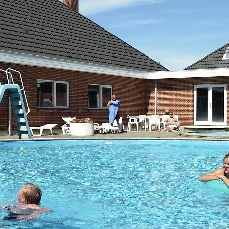 Three-bedroom Holiday In Romo 39 * Rømø Kirkeby
