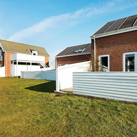 Three-bedroom Holiday In Romo 39 * Rømø Kirkeby